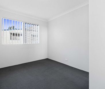 1 / 277a James Street, Newtown QLD 4350 - Photo 1