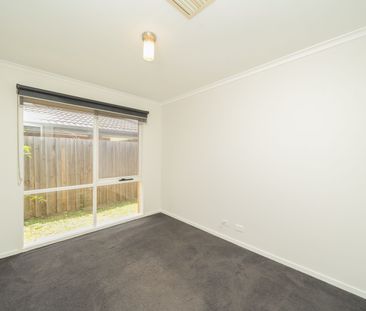 Renovated 4 bedroom Home in central location - Available Now - Photo 6