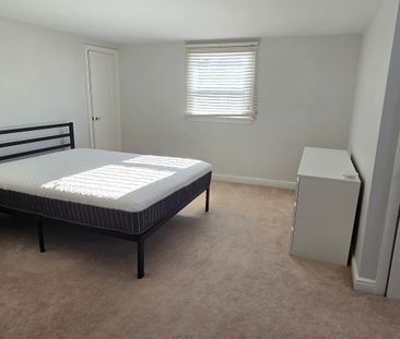 For Lease - 3195 Riverside Drive, Billings Bridge - Riverside Park ... - Photo 6