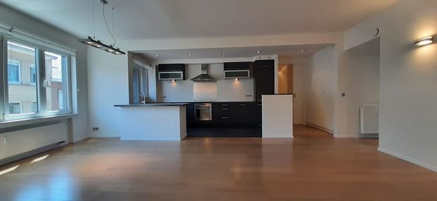 Appartement te huur - Photo 1