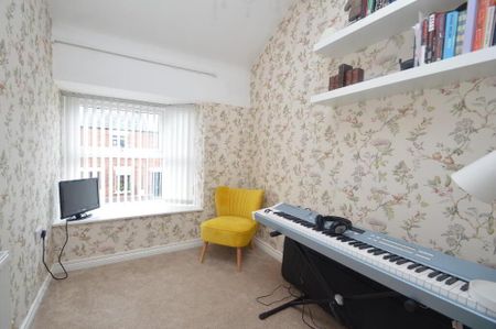 19 Florenceville Drive, Belfast, BT7 3GY - Photo 4