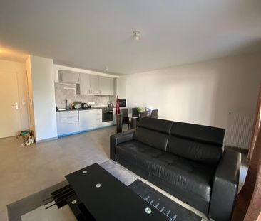 Location Appartement 3 pièces 63m² VALENCE 26000 - Photo 2