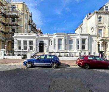 1 bedroom flat to rent - Photo 2