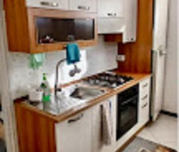 Ampio bilocale arredato vista lago - Foto 5