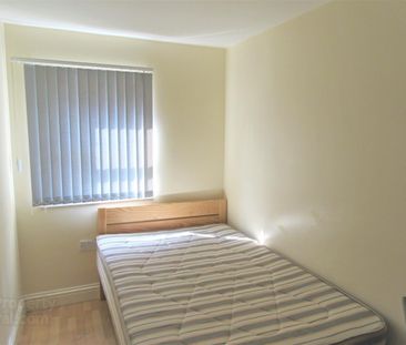 Great Apartment, 53b Agincourt Avenue, University Quarter, Belfast - Photo 2