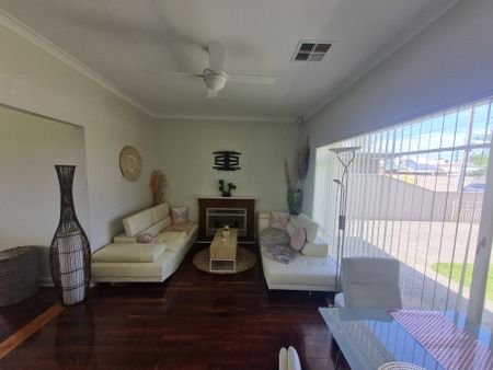 Pennington - Photo 2