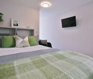 Platinum Studio - Photo 6