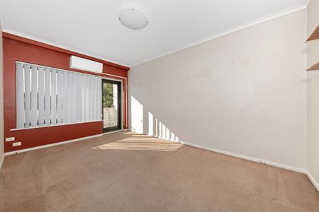 This great sized one-bedroom apartment is just what you've been searching for! - Photo 3