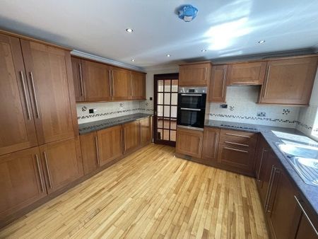 Carharrack, Redruth, TR16 - Photo 3