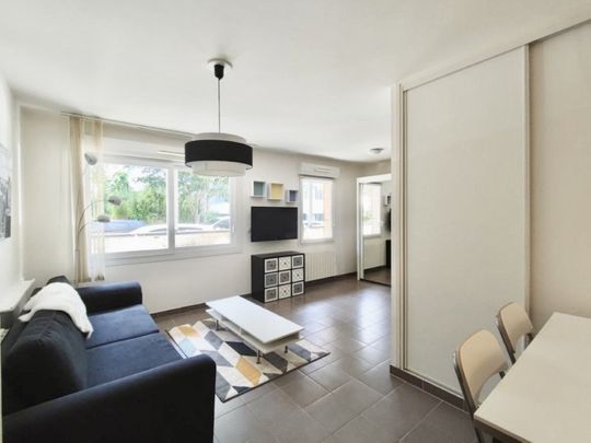 Location Appartement 1 pièce 37m² TROYES 10000 - Photo 1