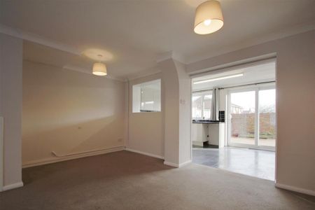 3 bedroom house to rent - Photo 2