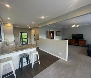 A piece of paradise - furnished and fabulous! - Photo 6