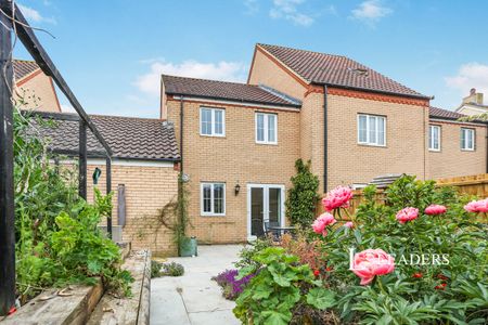 2 bedroom end of terrace to rent Sandown Drive, Bourne PE10 - Photo 5