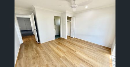 Coastal Living | Modern Comfort | 4-Bedroom Family Home - Photo 5