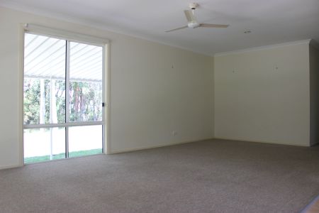 PARK YOUR TRUCK OR STORE YOUR CARAVAN? - Photo 3