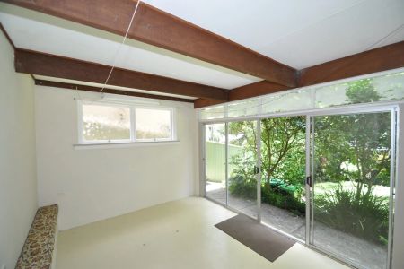 Family Home Located In Peaceful Bush Setting - Photo 4