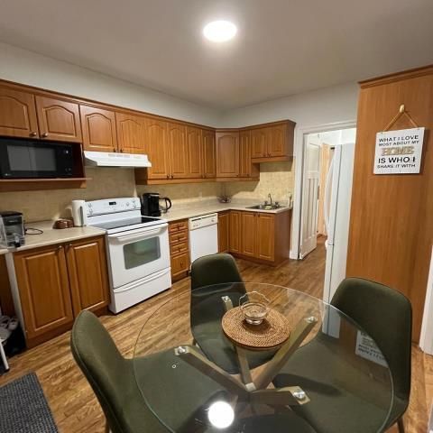 2 Bedroom - 5732 Rue De Verdun, Montréal - Photo 1