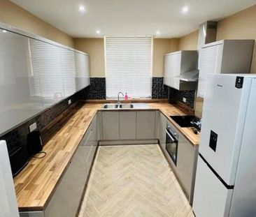 House share to rent - Photo 2