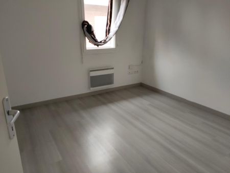Location Appartement 2 pièces 53m² LE HAVRE 76600 - Photo 4