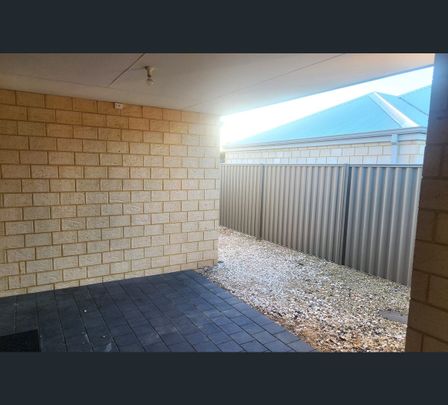 24 Barron Turn, South Yunderup, WA 6208 - Photo 1