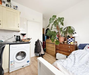 Studio to rent - Photo 3