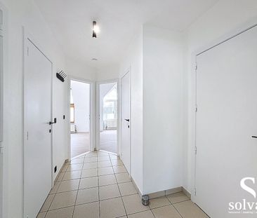 Knap dakappartement met twee slaapkamers en prachtig uitzicht - Foto 2