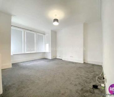 1 bedroom property to rent in Westcliff On Sea - Photo 6