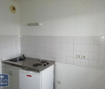 Location Appartement 2 pièces 47m² BETHUNE 62400 - Photo 3