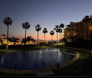 Ground Floor Apartment in Torrequebrada - Photo 3