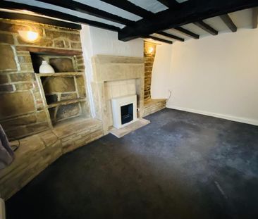 2 bedroom terraced house to rent - Photo 2