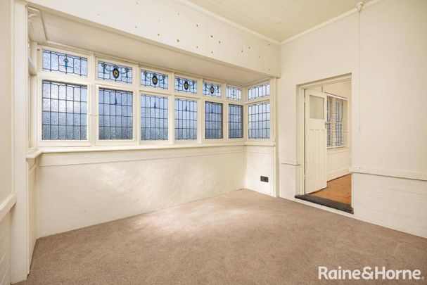 COMFORT LUXURY LIVING IN WAGGA'S CBD - Photo 1