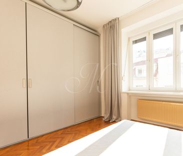 METROPOLITAN | Priestranný staromestský 4i byt na prenájom, Palisády – Fotografia 4