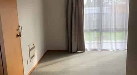 Convenient small townhouse - Photo 2