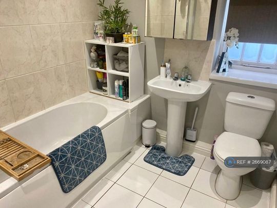 2 bedroom detached house to rent - Photo 1