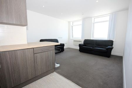 2 bedroom flat to rent - Photo 3