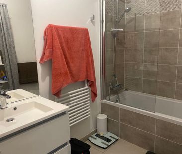 Location Appartement 3 pièces 65m² BRUGES 33520 - Photo 4