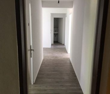 Ihre Zukunft - Ihre Wohnung: praktische 3-Zimmer-Wohnung sucht Nach... - Foto 1