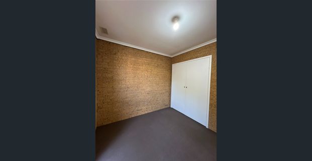 Two Bedroom unit close to Mildura Central - Photo 1