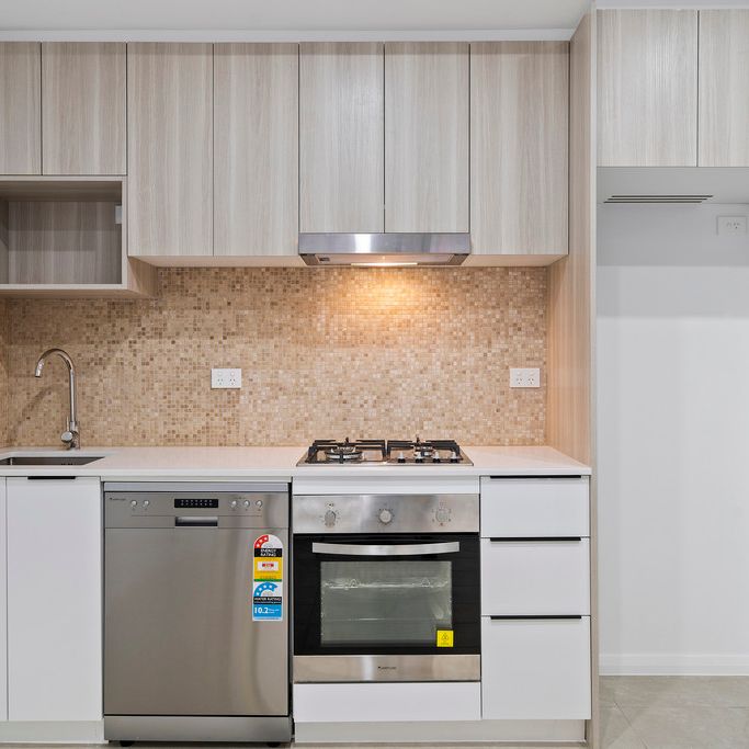 AMAZING UNIT! - Photo 1