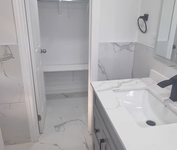 For Lease - 56 Ironside Drive, Vaughan, Ontario - Photo 6