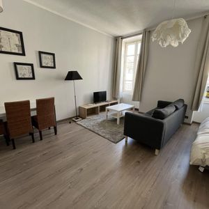 Location Appartement 1 pièce 35m² BOURG EN BRESSE 01000 - Photo 2