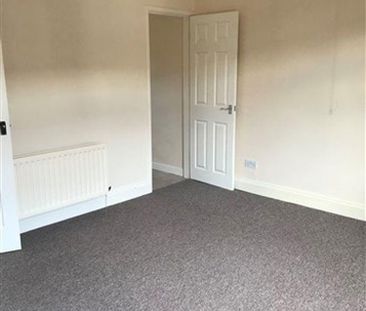 2 bedroom property to rent - Photo 2