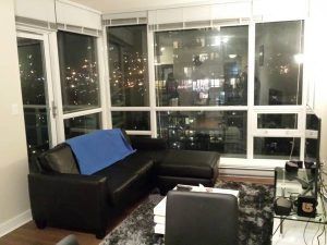 $1800 / 2br – 841ft2 – Gorgeous 2 Br Condo in Grand Central II (Coquitlam Center) - Photo 2