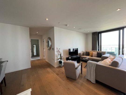 One The Elephant - Photo 1