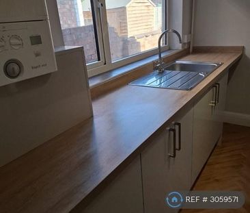 3 bedroom terraced house to rent - Photo 5