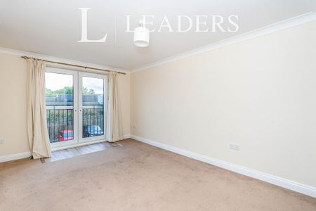 2 bedroom flat to rent - Photo 4