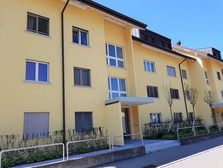 Grosszügige Wohnung  ideal für Familien oder Wohngemeinschaft - Foto 4