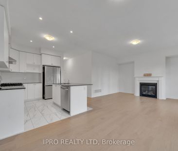 For Lease - 3950 Koenig Road, Burlington, Ontario - Photo 2