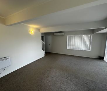 3 Bedroom Property in Great Location - Photo 5