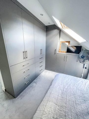 4 bedroom semi-detached house to rent - Photo 5